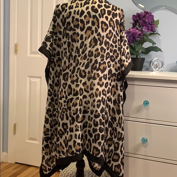 Kimono - Picture 8 of 11